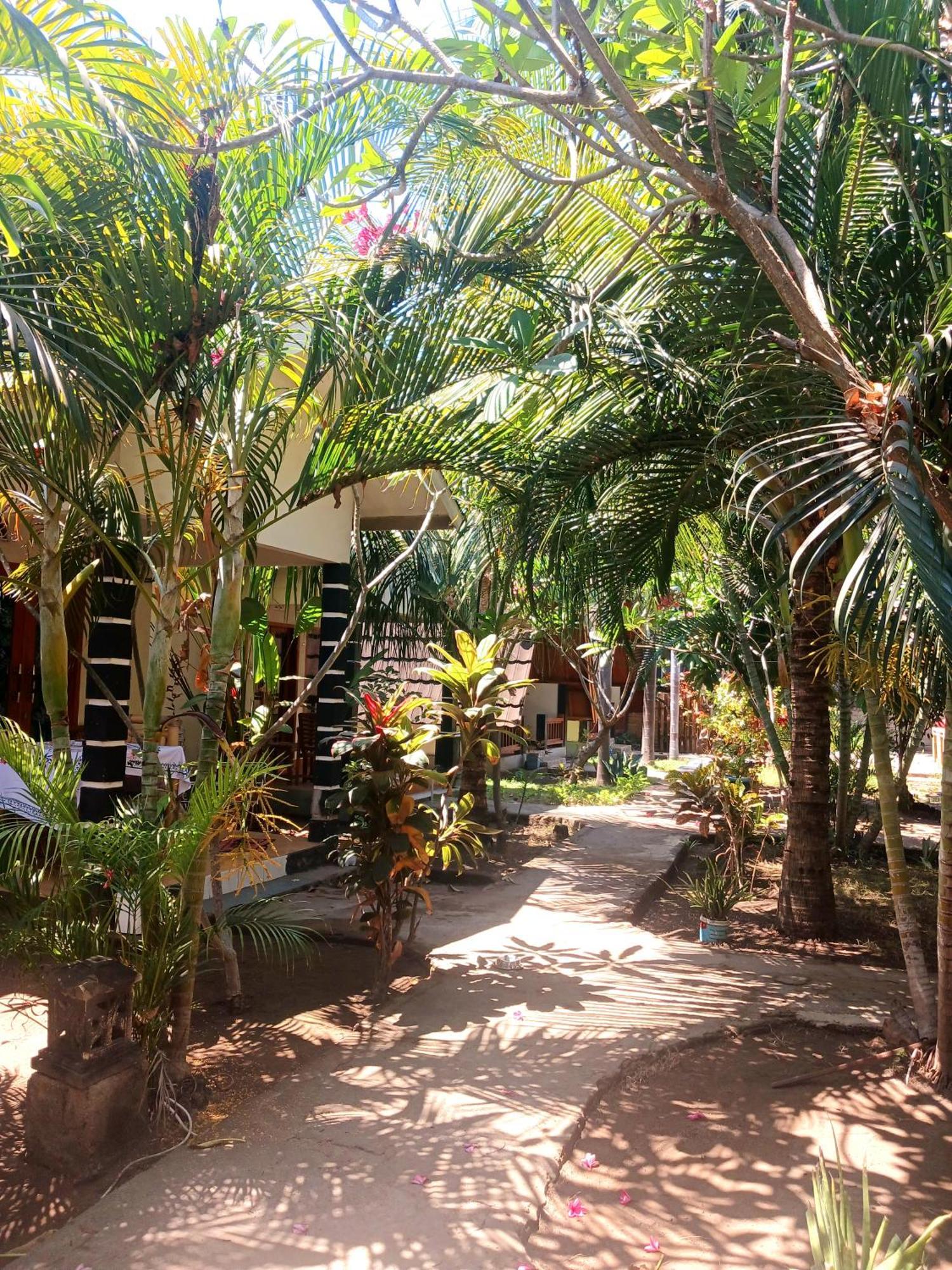 Hotel Florine'S Garden Gili Air Exterior foto
